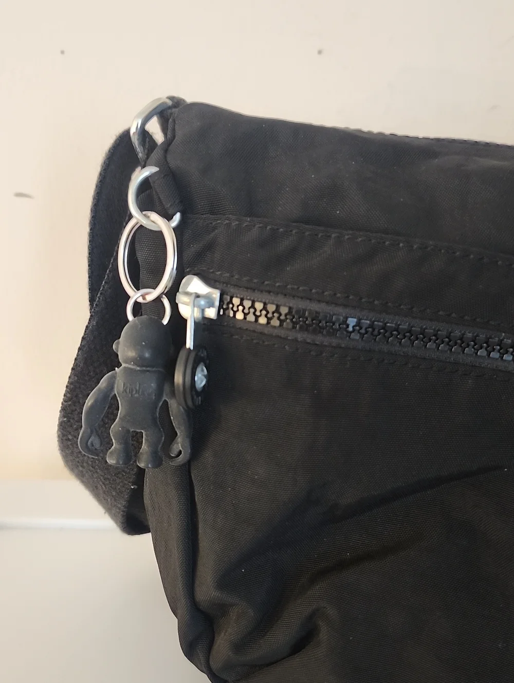 Kipling Izellah Crossbody Bag w/Free Kipling Cell Phone Pouch